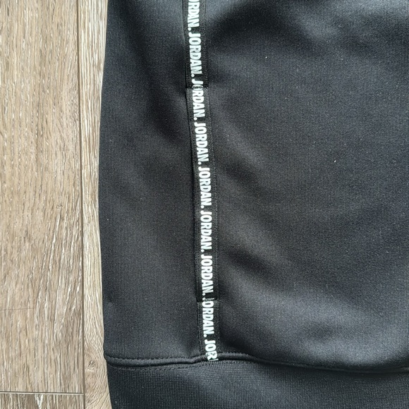 BOYS JORDAN ZIP UP TRACK JACKET - Picture 3 of 5